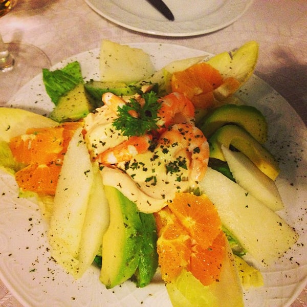 7/6/2013 tarihinde Paola P.ziyaretçi tarafından Restaurante Marbella Patio'de çekilen fotoğraf