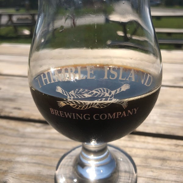 Das Foto wurde bei Thimble Island Brewing Company von Jessica C. am 8/6/2021 aufgenommen