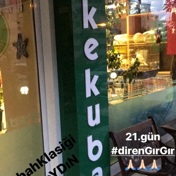 Photo taken at Kökekuba Veteriner Polikliniği by güzelbaşak on 9/6/2017