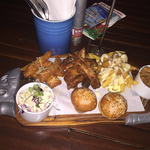 Longboards Laidback Eatery and Bar Burger Joint