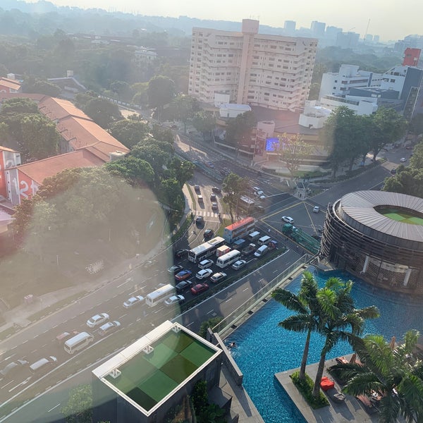 รูปภาพถ่ายที่ Momentus Hotel Alexandra โดย Minh Truong เมื่อ 10/10/2019