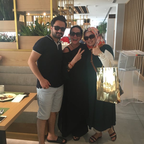 Снимок сделан в Hilton Garden Inn Dubai, Mall Avenue пользователем 👑Tolga B. 2/26/2016