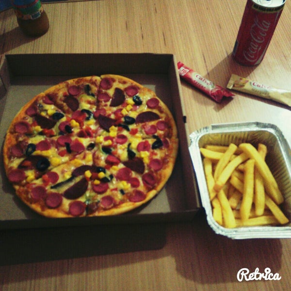 Can i have pizza. Can i have pizza