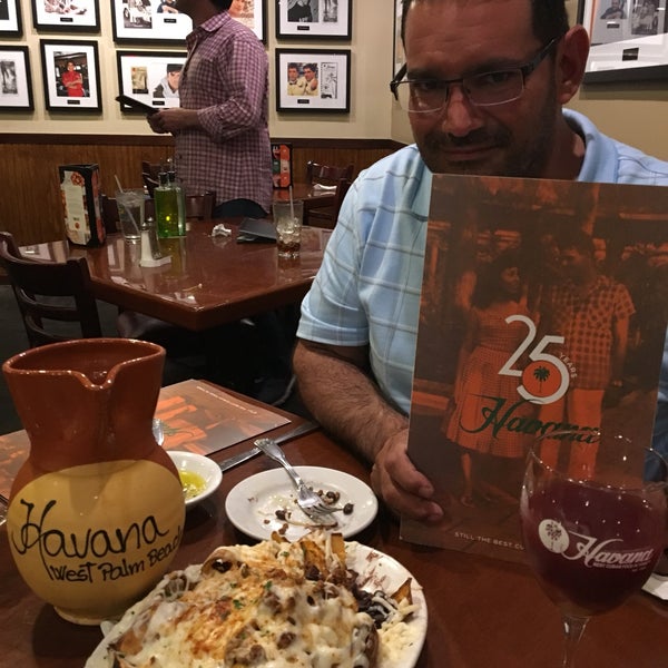 Das Foto wurde bei Havana Restaurant von Tori A. am 5/6/2018 aufgenommen