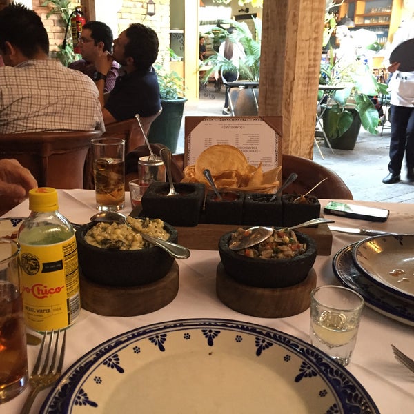 รูปภาพถ่ายที่ Rio Viejo, Cocina de México โดย Anadelia C. เมื่อ 2/2/2017