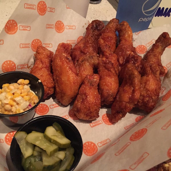 Photo taken at Crave - Mad for Chicken by Albert T. on 9/27/2015