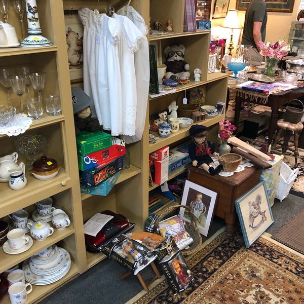 Middleburg Humane Thrift Shop Vintage and Thrift Store