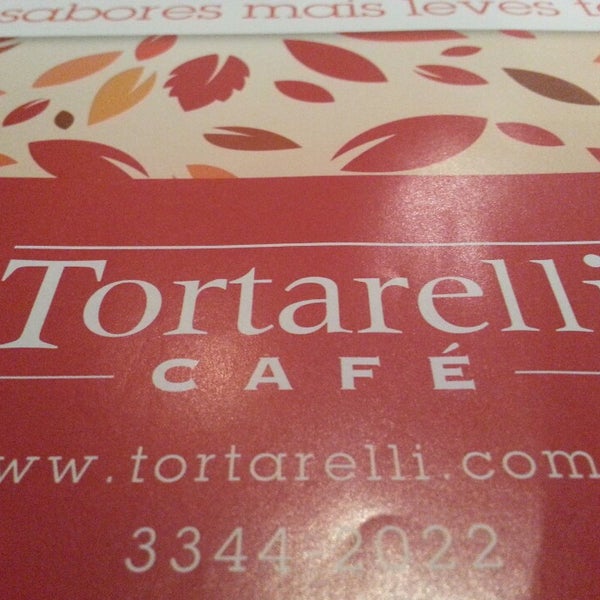 รูปภาพถ่ายที่ Tortarelli Café โดย Alexandre G. เมื่อ 7/20/2013