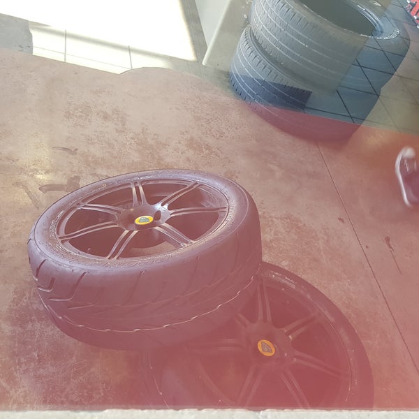 America's Tire Automotive Repair Shop in Huntington Beach