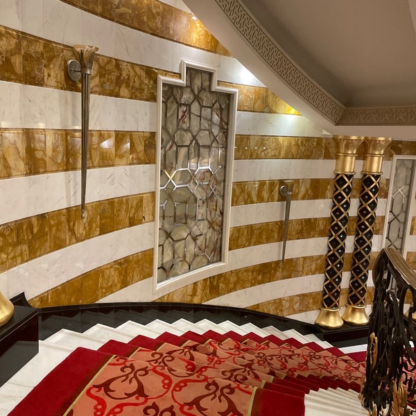 Photo taken at Waldorf Astoria Jeddah - Qasr Al Sharq by I.H.S ⛓ on 4/22/2023