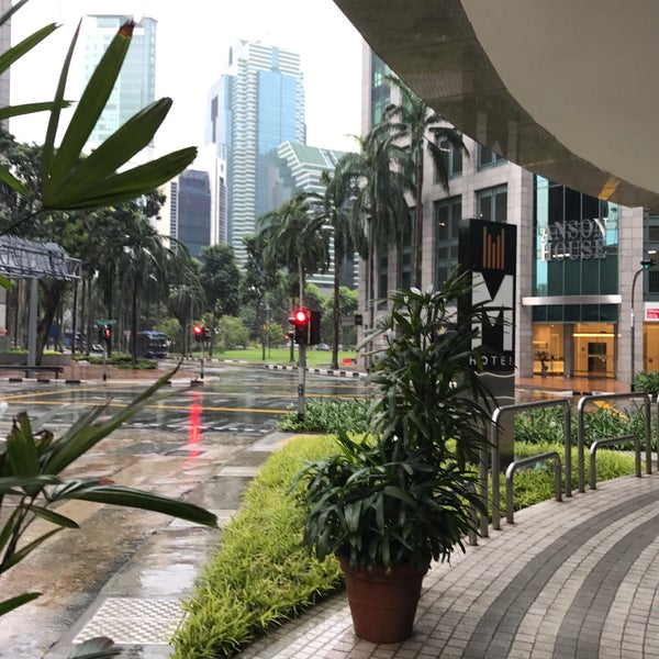 Photo taken at M Hotel Singapore by Fon N. on 1/1/2017