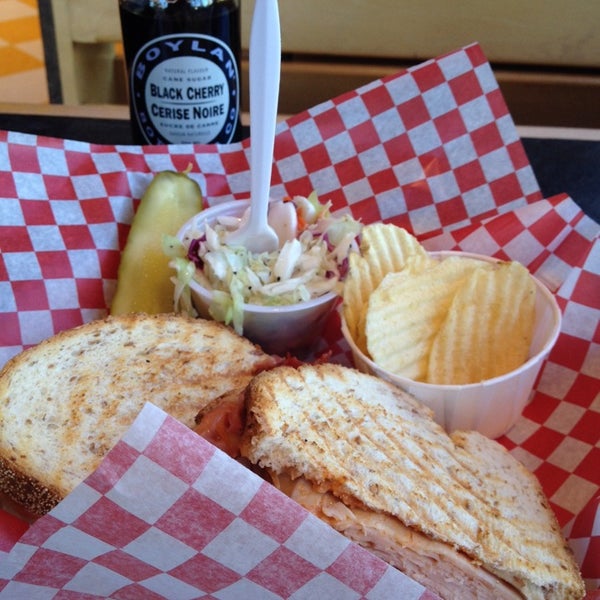 Avenue Deli South Calgary Calgary, AB