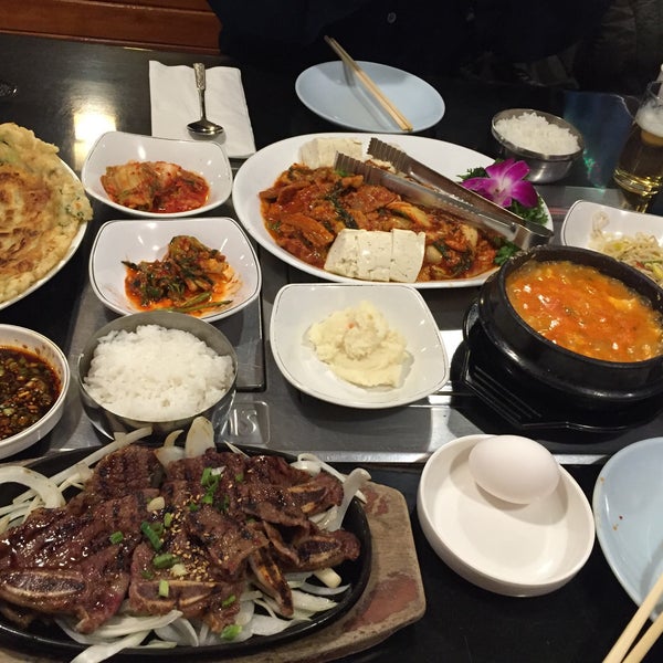 4/5/2016에 Bee A.님이 Seoul Garden Restaurant에서 찍은 사진