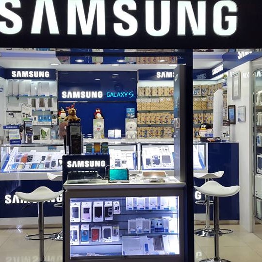 Peace Cell Plaza Marina Lt 2 Electronics Store In Surabaya