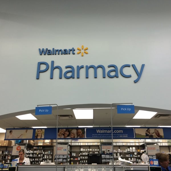 次での写真：Walmart Supercenter Fort Dodge、IA