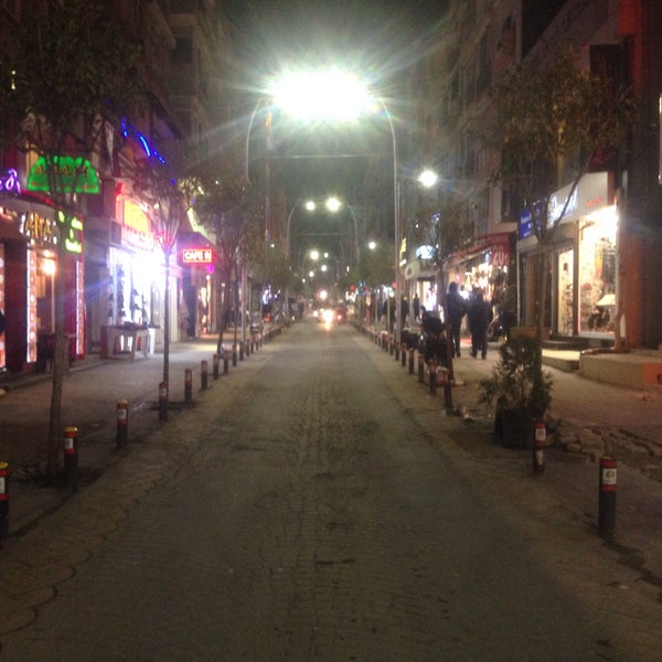 รูปภาพถ่ายที่ Bakırköy โดย Esra D. เมื่อ 1/23/2016
