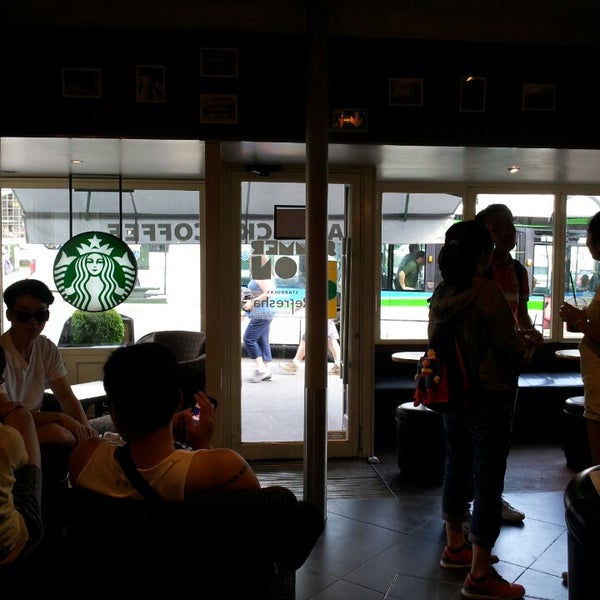 Photos at Starbucks Château Versailles, ÎledeFrance