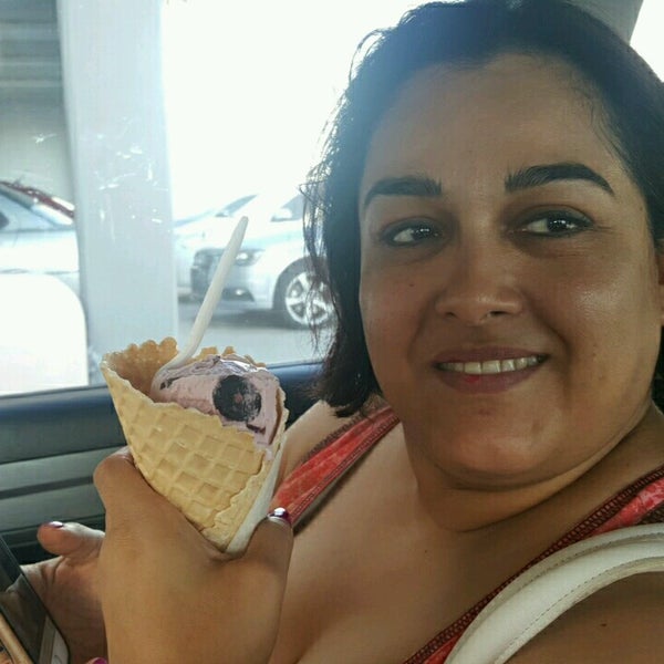 Photo taken at Thrifty Ice Cream &quot;Campanario&quot; by Ayerim A. on 7/28/2016