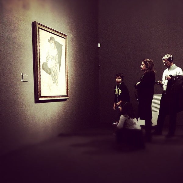 Foto tirada no(a) Mostra Picasso 2012 por Sabrina L. em 11/24/2012