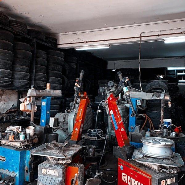 Pusat Tayar & Bateri Ah Tong Sdn.Bhd Klang, Selangor