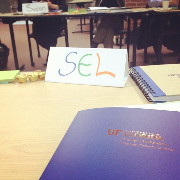 รูปภาพถ่ายที่ UF College of Education โดย Selçuk D. เมื่อ 1/28/2014