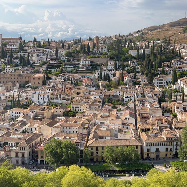 Foto tirada no(a) Granada por Faisal M. em 5/27/2023