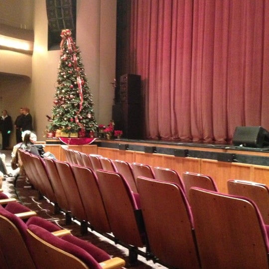 Снимок сделан в McCallum Theater пользователем Jondra P. 12/16/2012