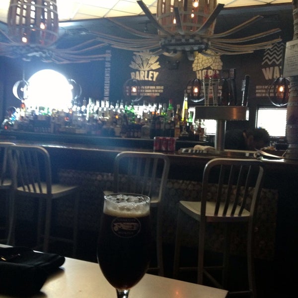 8/4/2013にBeachmom01がCigar City Brew Pubで撮った写真