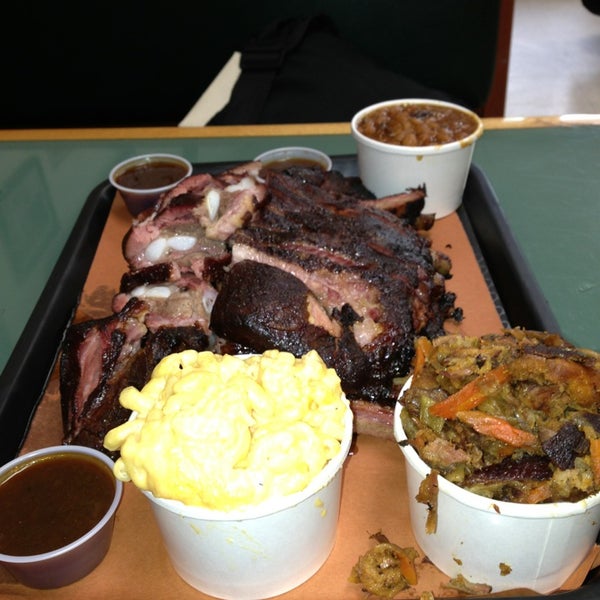 Big W's Roadside BBQ BBQ Joint