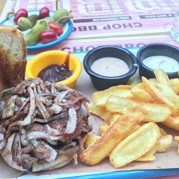 Chop Barbeque İzmir'de Barbekü Restoranı