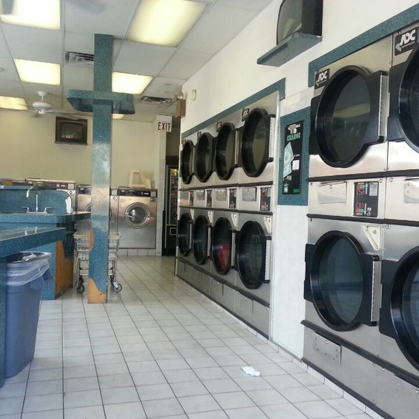 Windsor Coin Laundry 6926 W Windsor Ave