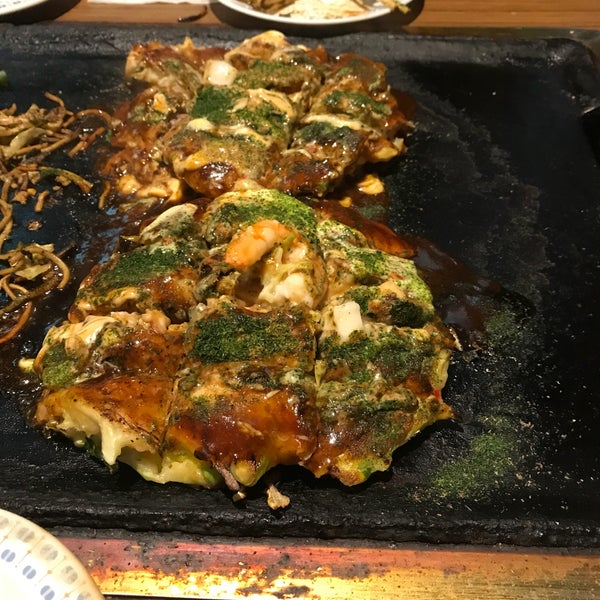Photos A フジモトお好み焼き Restaurant Servant De L Okonomiyaki A 和歌山市