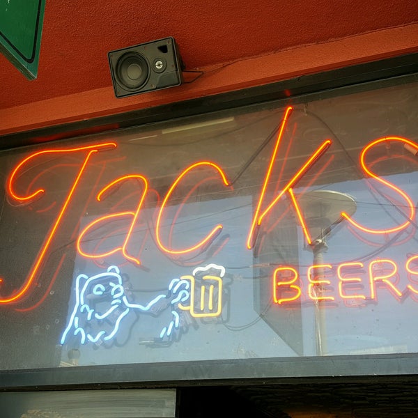 8/28/2016 tarihinde Matt K.ziyaretçi tarafından Jacks Cannery Bar'de çekilen fotoğraf