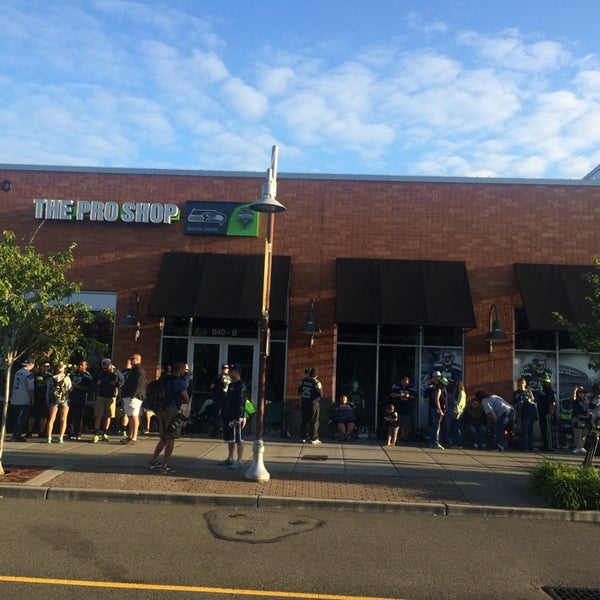 The at The Landing Renton, WA