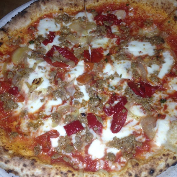 Photo taken at Tutta Bella Neapolitan Pizzeria by Ricky D. on 6/13/2013