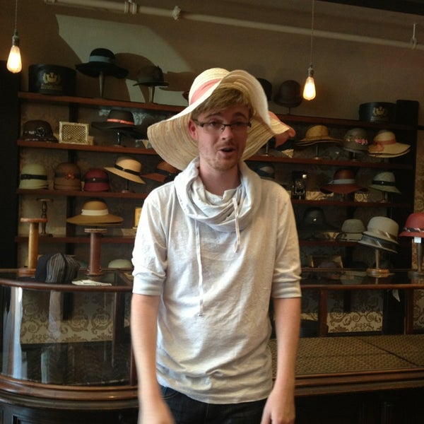 7/22/2013にDavin W.がGoorin Bros. Hat Shop - Gaslampで撮った写真