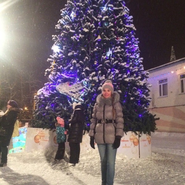 Стадион томилино птицефабрика. Парк царицыно каток. Каток птицефабрика томилино. Микрорайон птицефабрика люберцы. Птицефабрика томилино поликлиника психиатр.