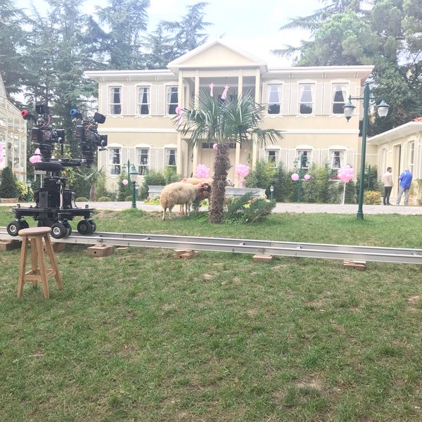 enes batur en sevdiği oyunu oynuyor rüyada kan kokusu almak
