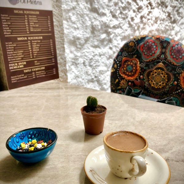 3/16/2020 tarihinde Volkan B.ziyaretçi tarafından Caffe Di Pietra'de çekilen fotoğraf