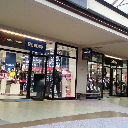 reebok outlet mall near me