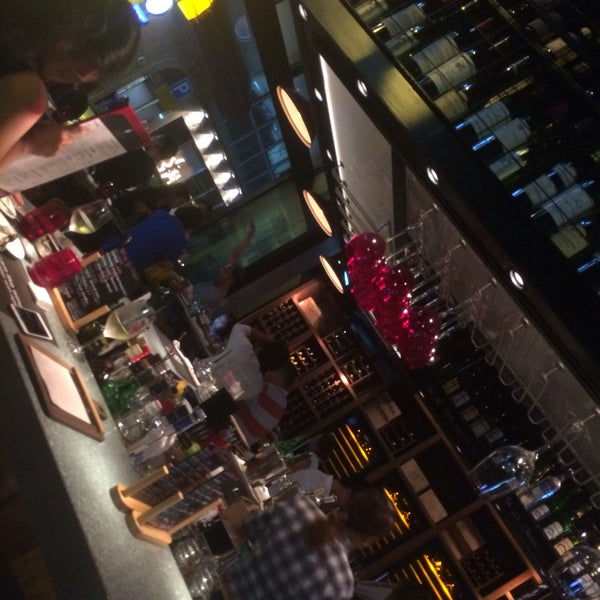 Photo taken at Scarlett Café &amp; Wine Bar by Motosachi I. on 6/14/2016