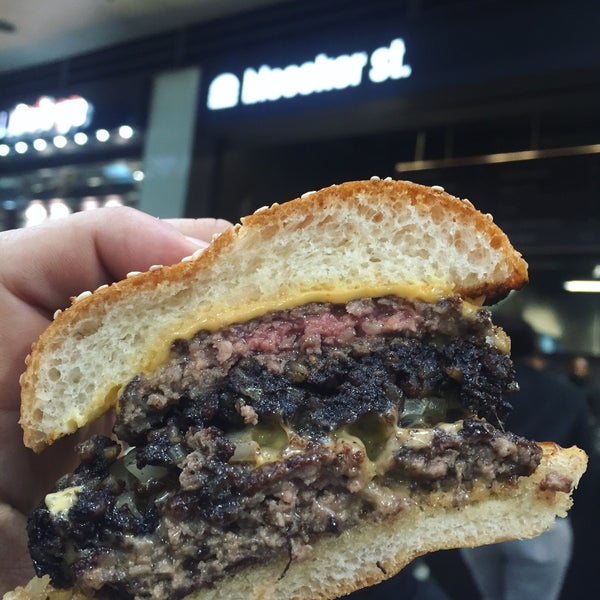 London's best burger, bleecker black 👌🏾