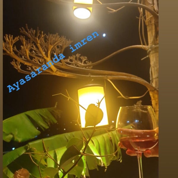 Снимок сделан в Ayasaranda İmren Restaurant пользователем Betül Ç. 9/11/2019