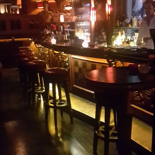 11/16/2017にGaro D.がZihni Barで撮った写真