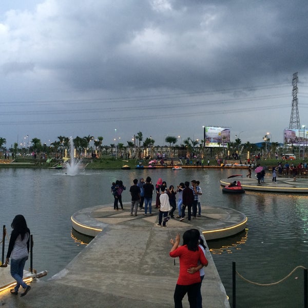 Photos At Food Junction Grand Pakuwon - 1 Tip From 87 Visitors