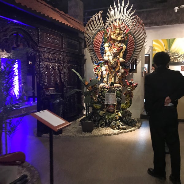 ベビーフェイスプラネッツ Now Closed Restaurant