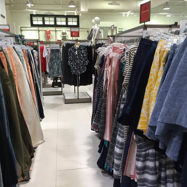 factory store merrimack