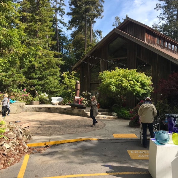 Gualala Arts Center Art Gallery in Gualala