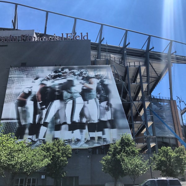 Photo taken at Lincoln Financial Field by Chadwick 😎 on 6/20/2017