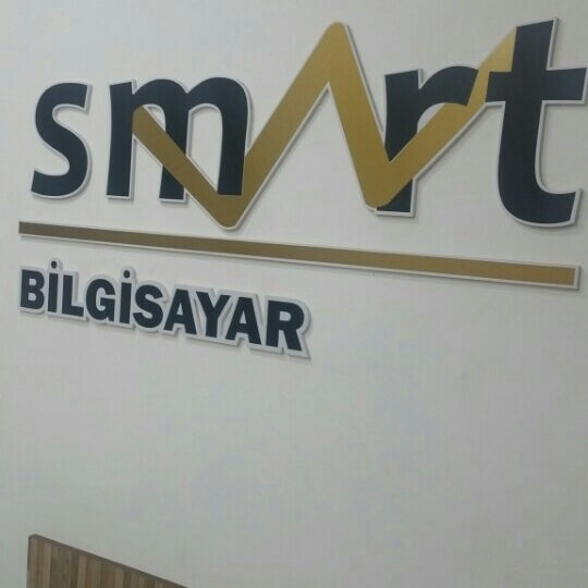 Photo taken at Smart Bilgisayar by ilkay Y. on 3/28/2016
